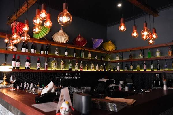 Khaomai Eatery & Bar